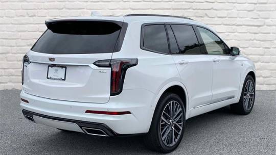 2025 Cadillac XT6