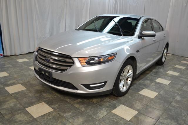 2018 ford taurus sel