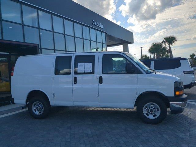 2022 gmc savana 2500 work van