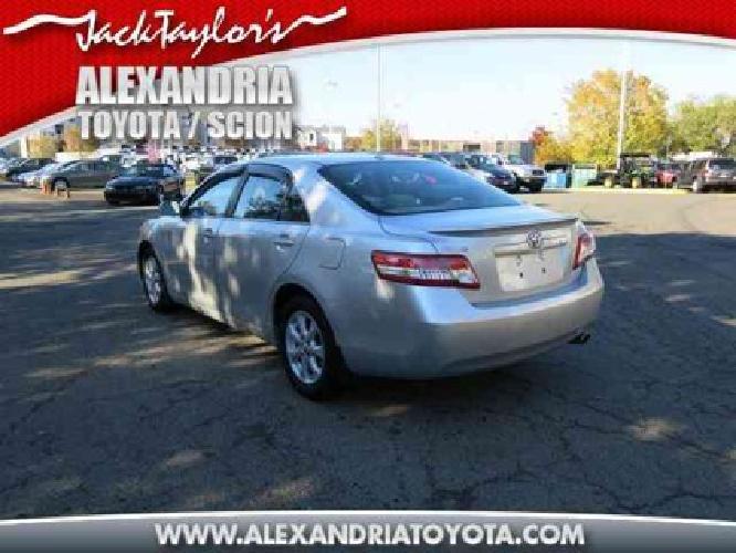2011 toyota camry le in alexandria, va