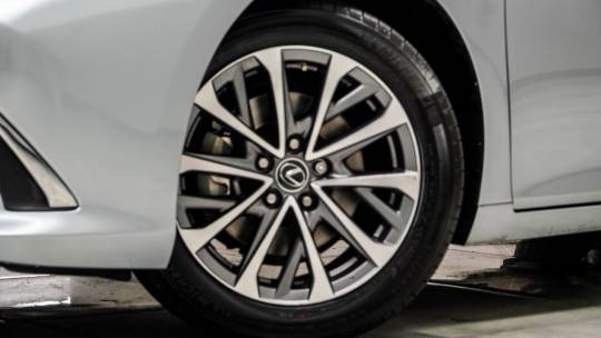 2022 Lexus ES