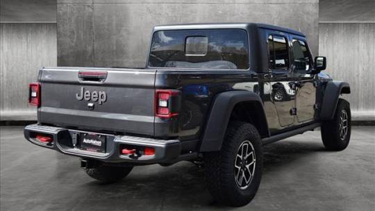 2024 Jeep Gladiator