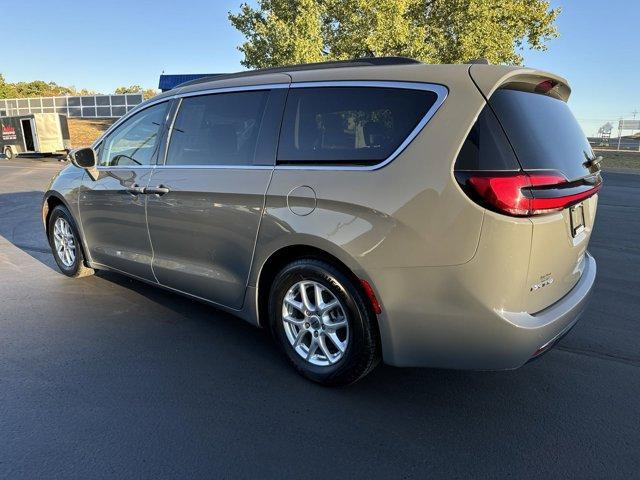 2022 chrysler pacifica touring-l