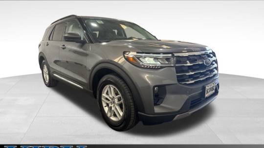 2025 Ford Explorer active