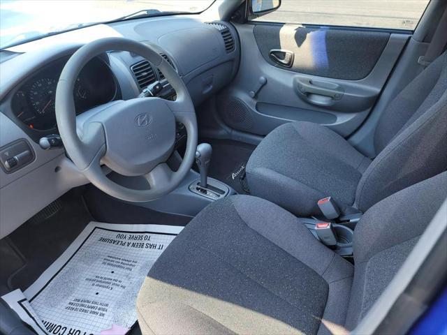 2002 hyundai accent gl