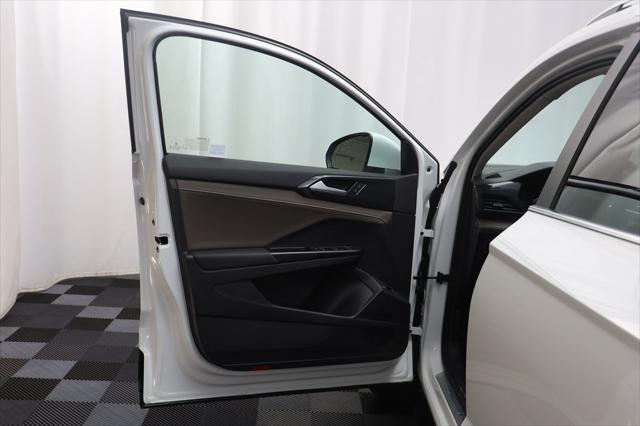 2022 volkswagen taos 1.5t sel