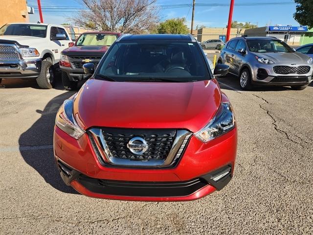 2019 nissan kicks sr