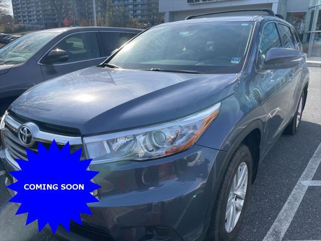 2016 toyota highlander le
