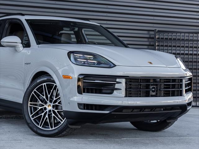 2024 porsche cayenne e-hybrid s