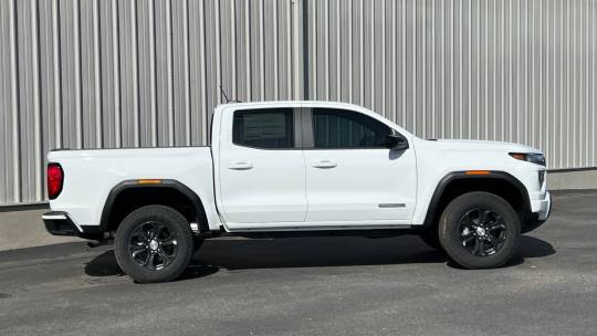 2024 GMC Canyon