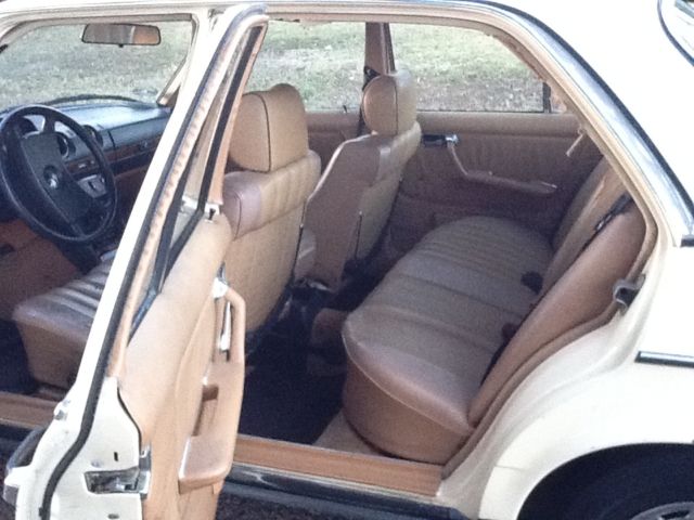 mercedes benz 240 d