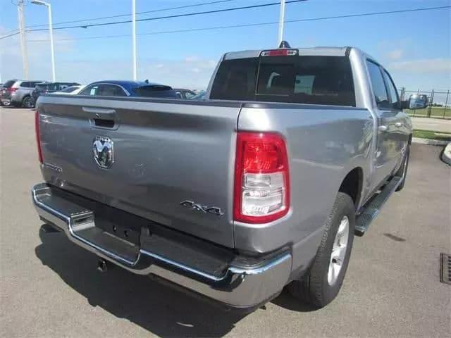 2021 ram 1500 crew cab big horn pickup 4d 5 1/2 ft in vandalia, ohio