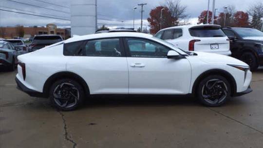 2025 Kia K4