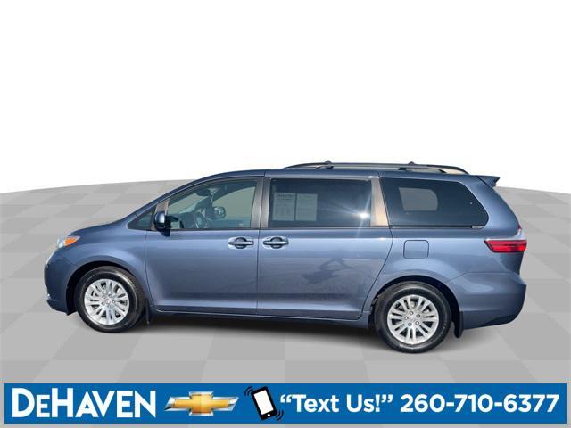 2017 toyota sienna xle