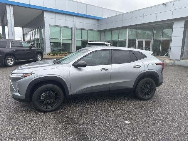 2024 chevrolet trax ls