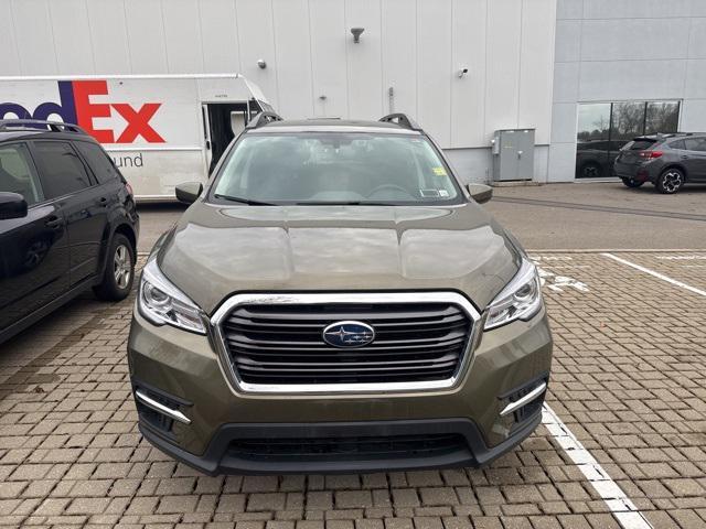 2022 subaru ascent premium 7-passenger