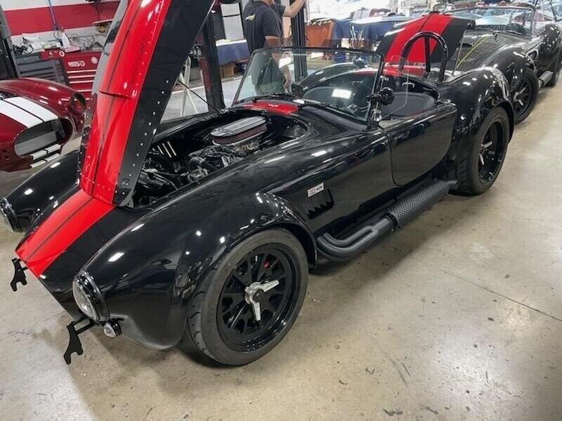 1965 shelby cobra-replica new backdraft rt4b roadster 427 v8