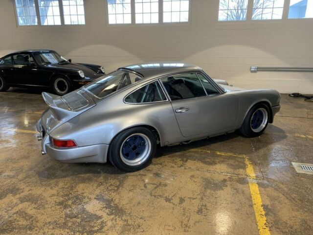 1984 porsche 911 carrera 2,004 miles silver 2.1l automatic