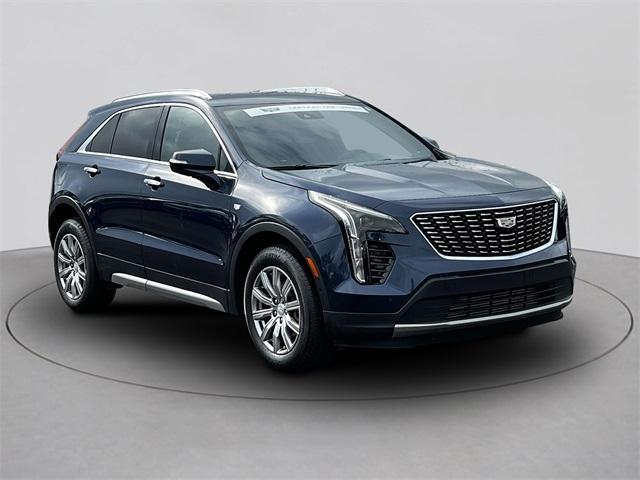2022 cadillac xt4 premium luxury