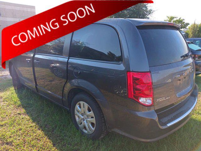 2019 dodge grand caravan se