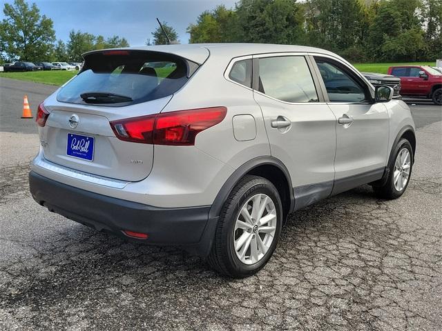 2019 nissan rogue sport s