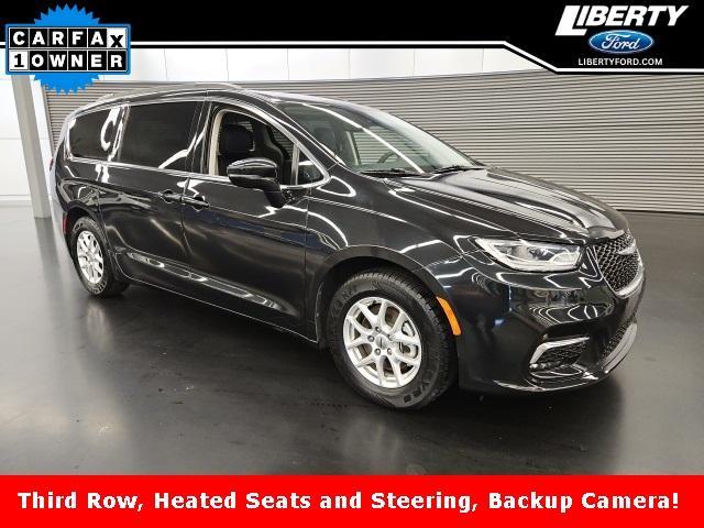 2022 chrysler pacifica touring-l