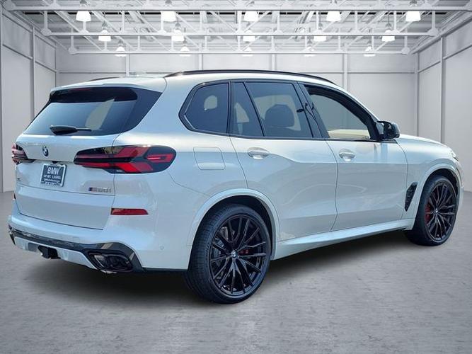 new 2025 bmw x5 m60i