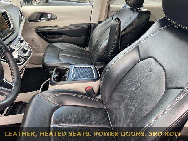 2022 chrysler pacifica touring l