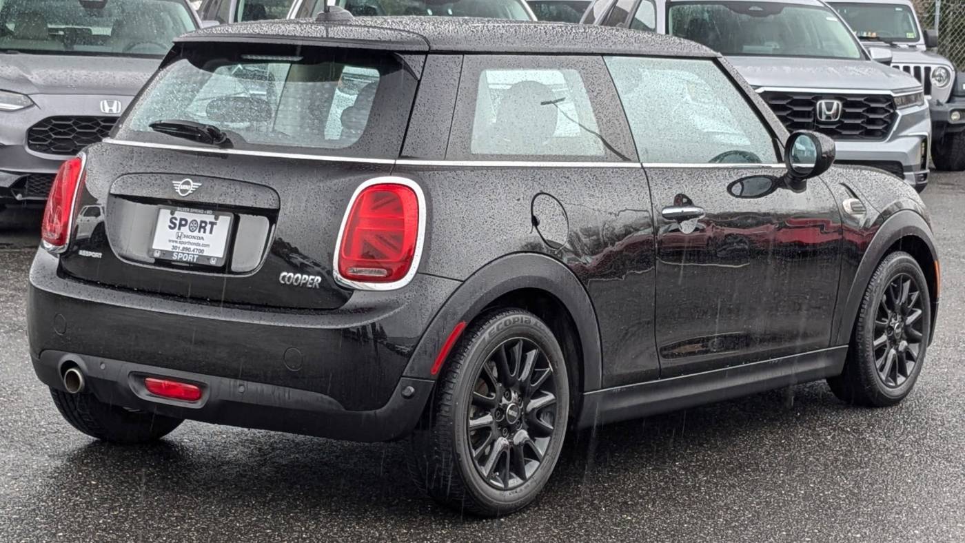 2021 mini hardtop 2 door cooper