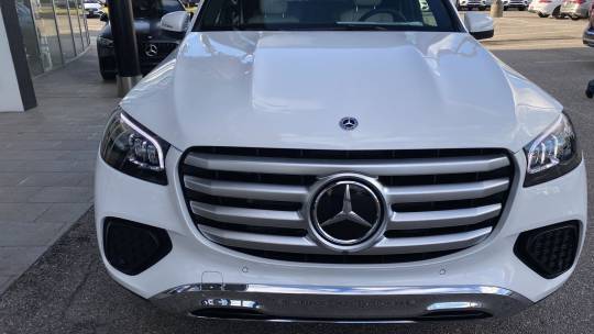 2025 Mercedes-Benz GLS