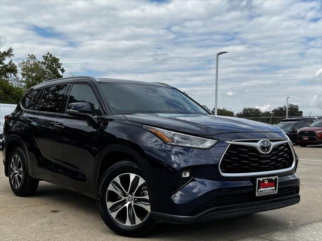 2021 toyota highlander xle