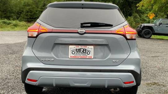 2022 nissan kicks sv