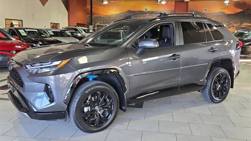 2023 toyota rav4 hybrid se