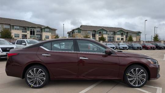 2025 Nissan Altima