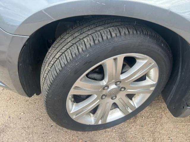 2011 chrysler 200 touring