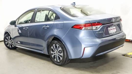 2021 toyota corolla hybrid le