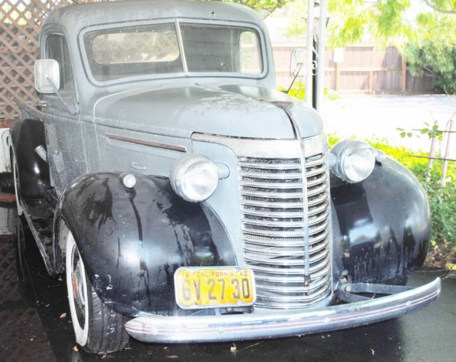 1940 chevy pickup, 4.3 v6 engine, disc brakes,12 volt, power steering,auto trans