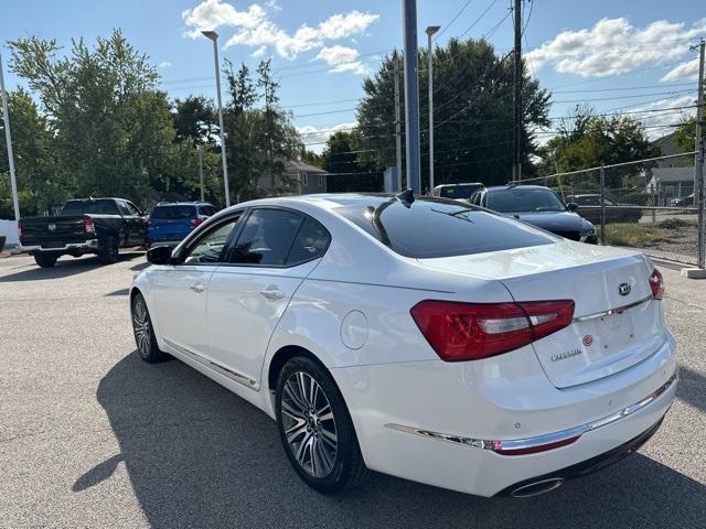 2015 kia cadenza premium