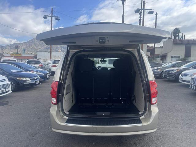 2014 dodge grand caravan avp/se