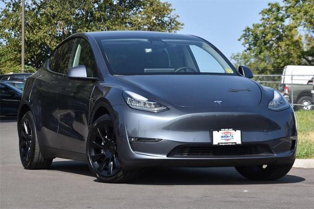 2022 tesla model y long range