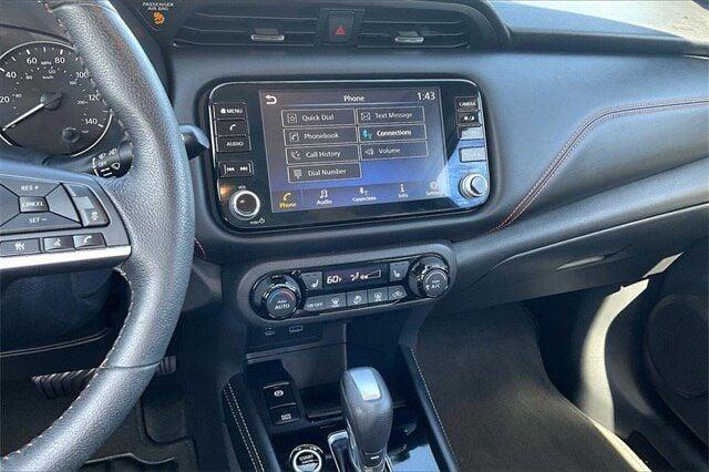2021 nissan kicks sr in hutchinson, kansas
