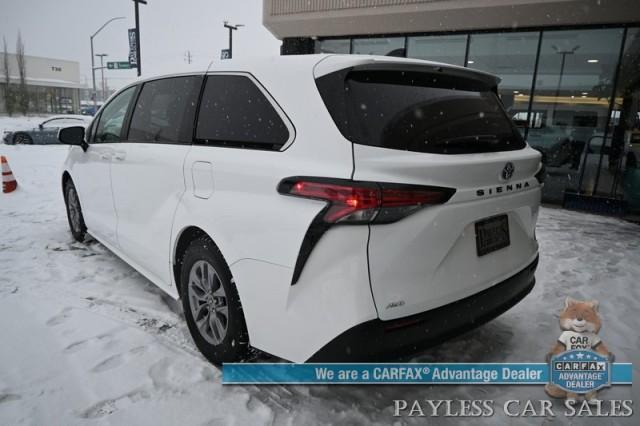 2022 toyota sienna le