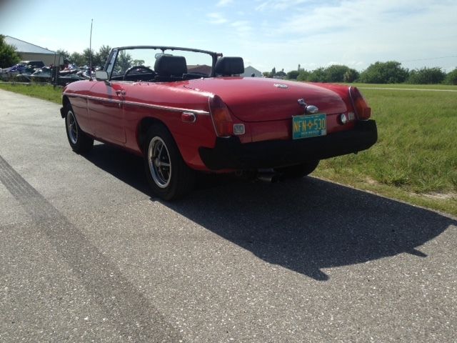 1975 mgb roadster