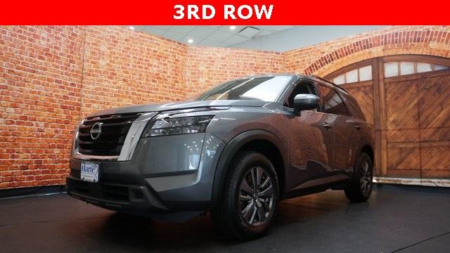 2023 nissan pathfinder sv