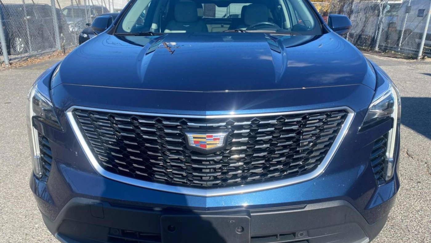 2019 cadillac xt4 premium luxury