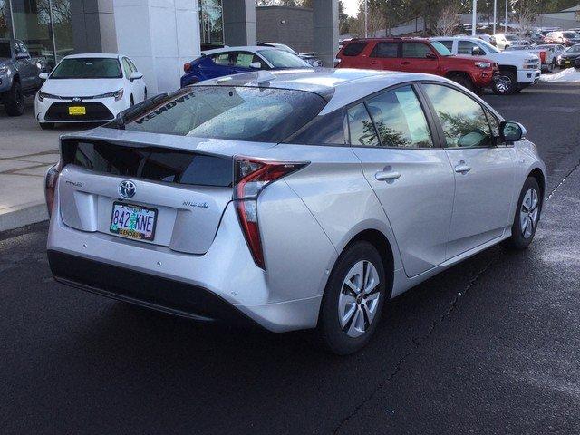 certified 2017 toyota prius three bend, or 97702 for sale in bend, oregon
