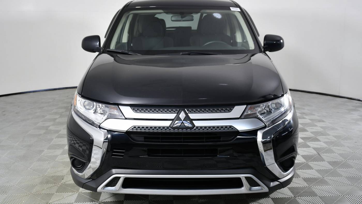 2020 mitsubishi outlander es