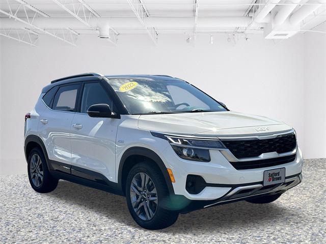 2022 kia seltos s