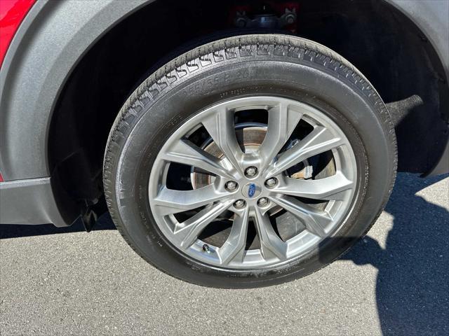 2021 ford explorer xlt