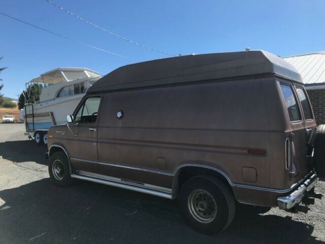 1988 ford e-350 high top van 7.3 diesel - no reserve
